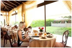 Frühstücksraum Hotel Principe di Fitalia Sizilien